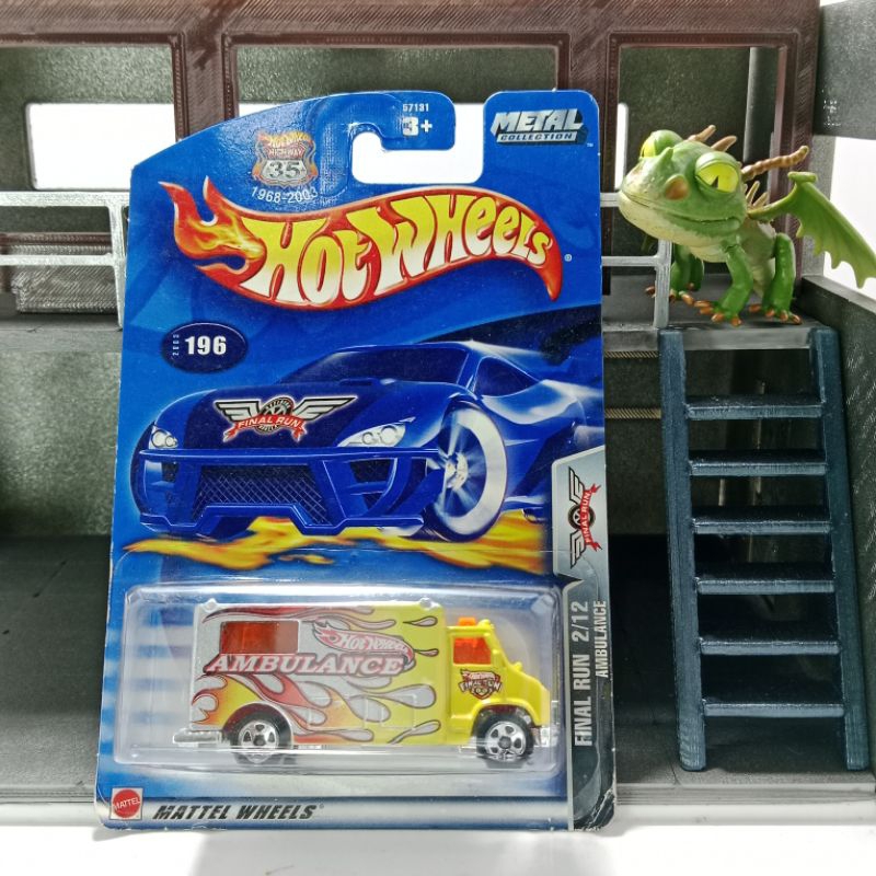 Hot Wheels Mattel Wheels Final Run 2/12 Ambulance