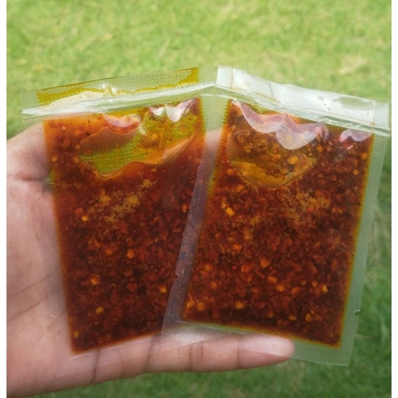 

Chili Oil by chinzyfood-Chinzyfood