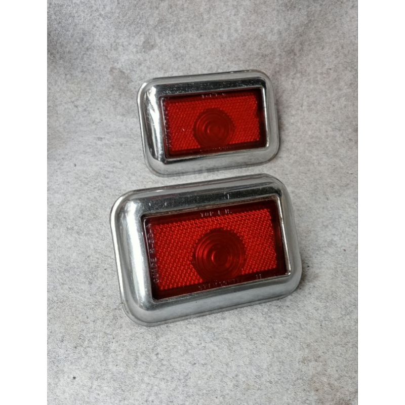 lampu mobil tua lampu mobil jadul lampu mobil antik lampu guide USA mobil Ford tua era tahun 50 60an