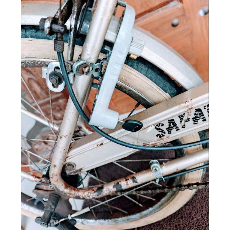 sepeda lipat raleigh safari