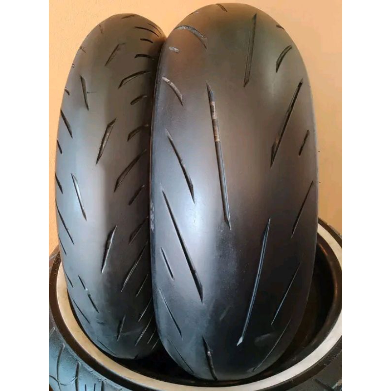 ban 120 dan 180 ring 17 sepasang ban tubeless