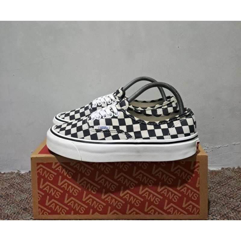 Vans Authentic catur style 44 Original