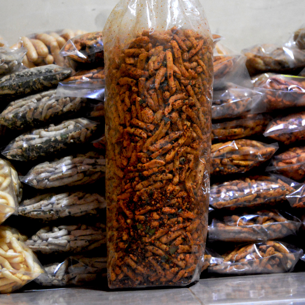 

Basreng Stik Pedas Daun Jeruk 1 Kg Afif Jaya Cemilan,Pedas,Renyah Dan Murah,Cemilan Berkualitas Dan Ekonomis