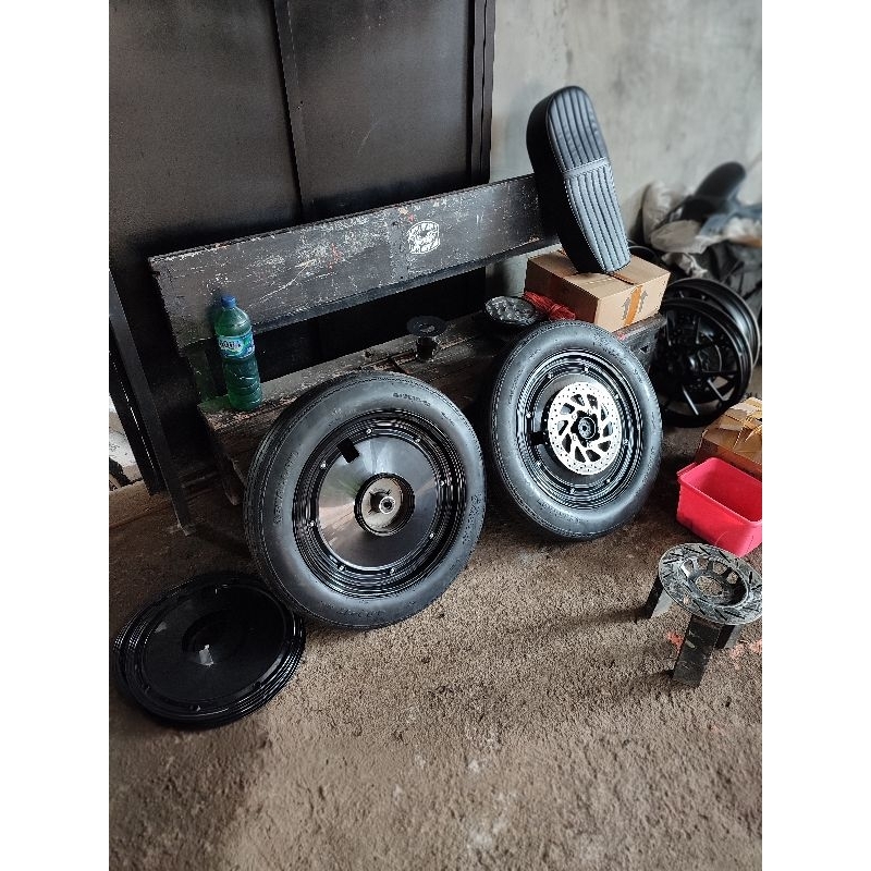 [[VELG RACING]] TAPAK LEBAR UK 250-300 RING 17  SET WHELDOF BAN SWALLOW CLASSIC