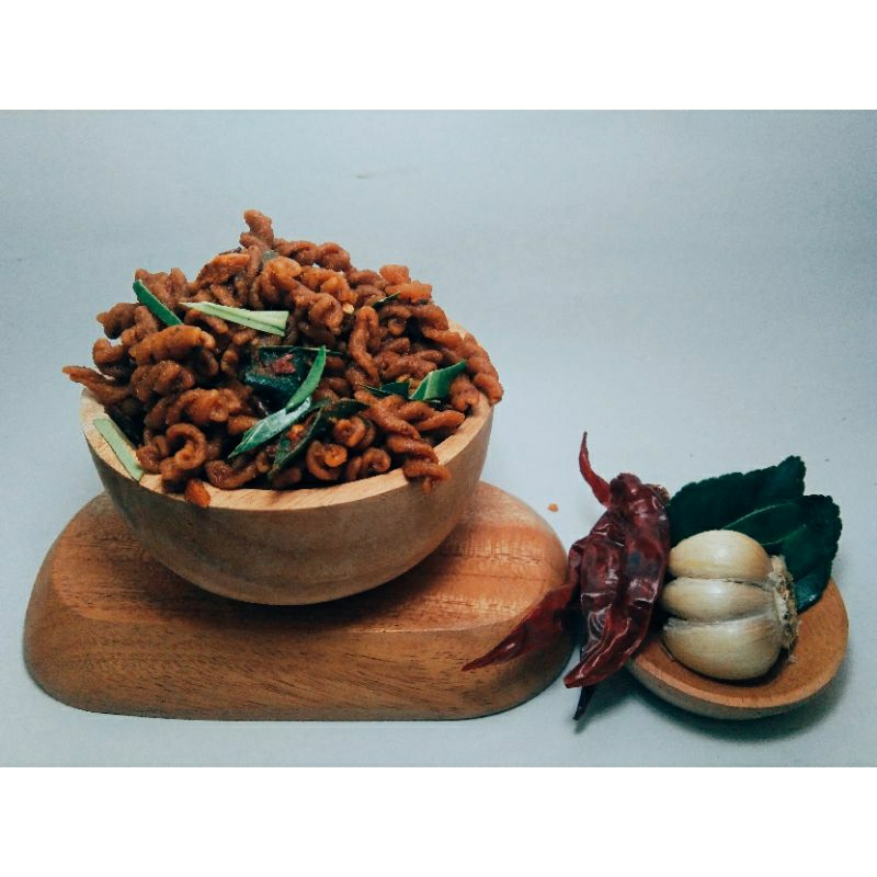 

sebring seblak makaroni spiral uril pedas daun jeruk gak pelit bumbu