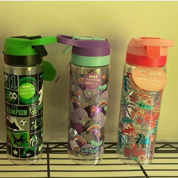 Smiggle Bottle Flip Spout Spritz