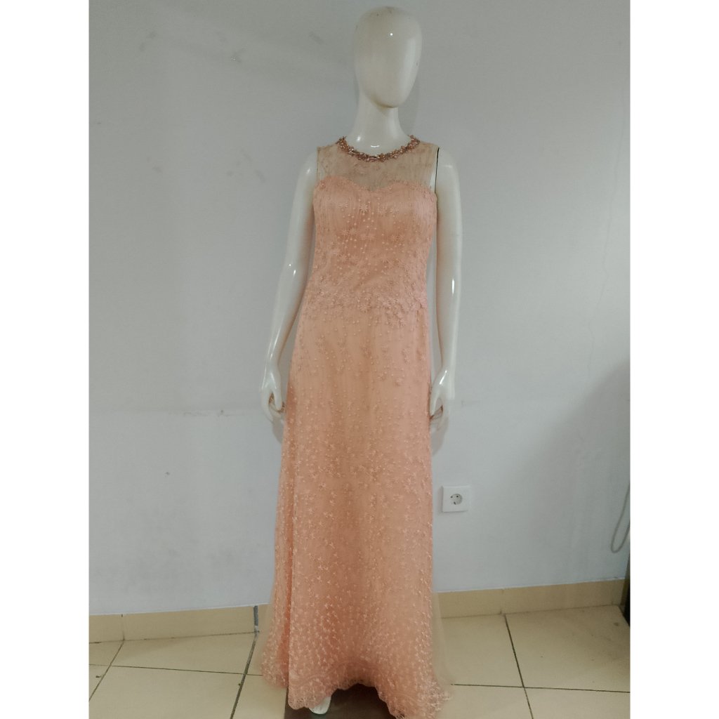 Gaun Dress Pesta Wanita Peach Salem Preloved