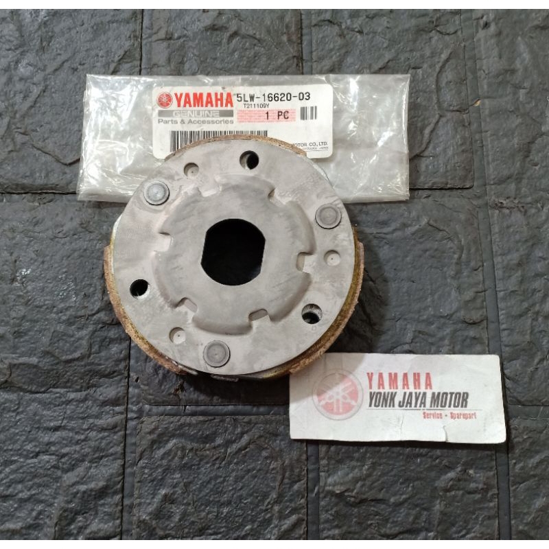 KAMPAS KANVAS GANDA OTOMATIS KOPLING CVT YAMAHA NOUVO 5LW-16620-03