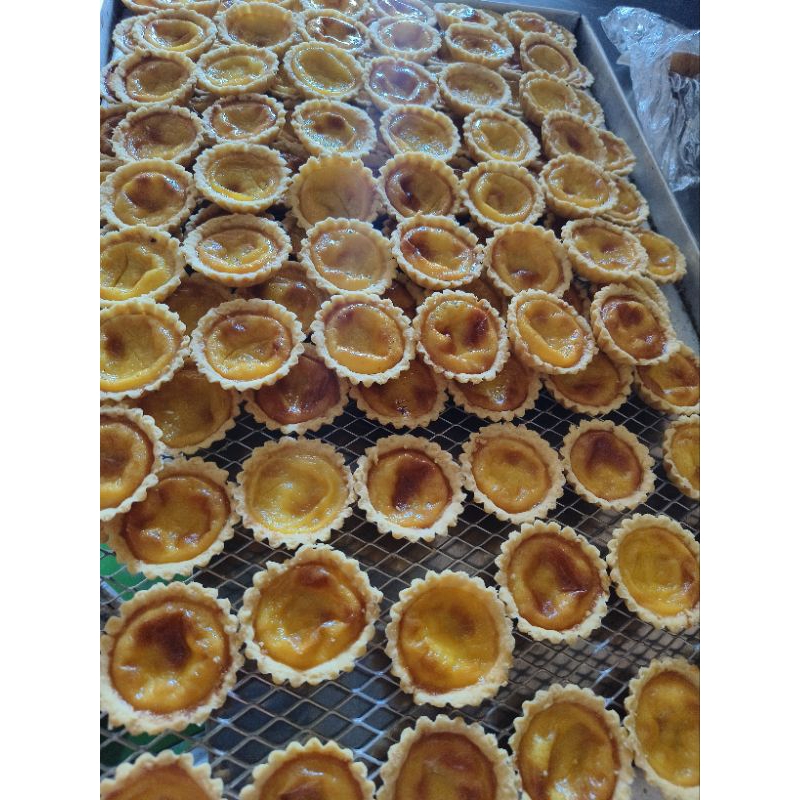 

pie susu enak fla tebal isi 10pcs