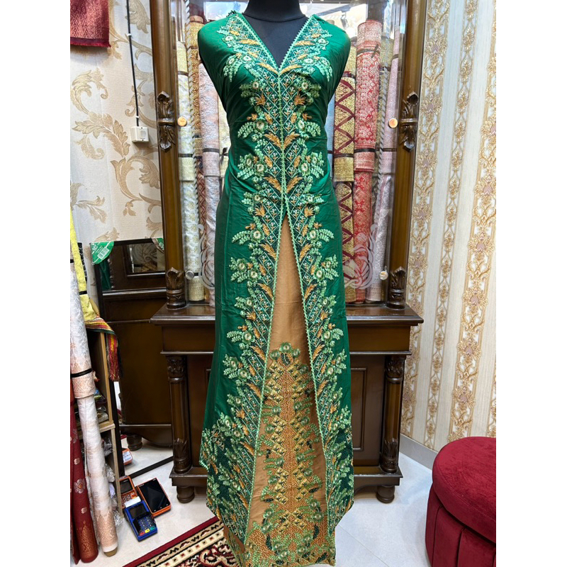 bahan stelan kebaya bordir minang/setelan kebaya bordir dan payet/kebaya padang