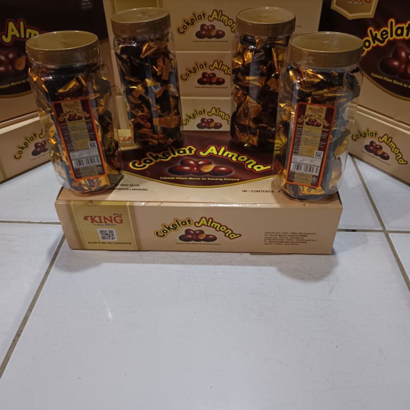 

Cokelat Almond d'king 1 Dus 4 Toples/1 Toples isi 40 pcs
