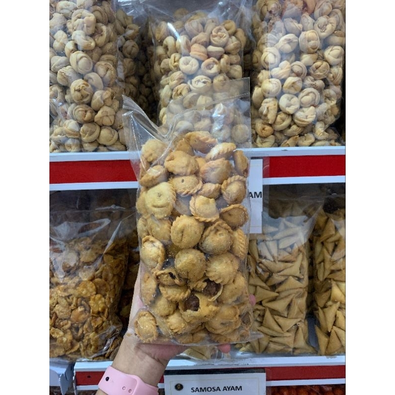 

PASTEL ABON 500 gram