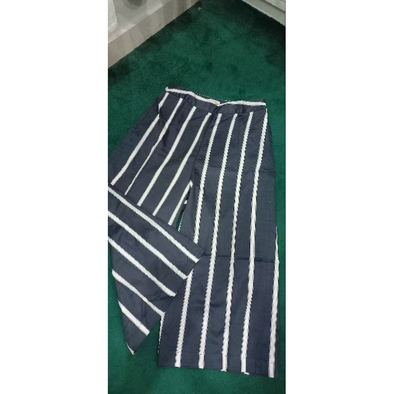 Celana Kulot Garis Garis Preloved