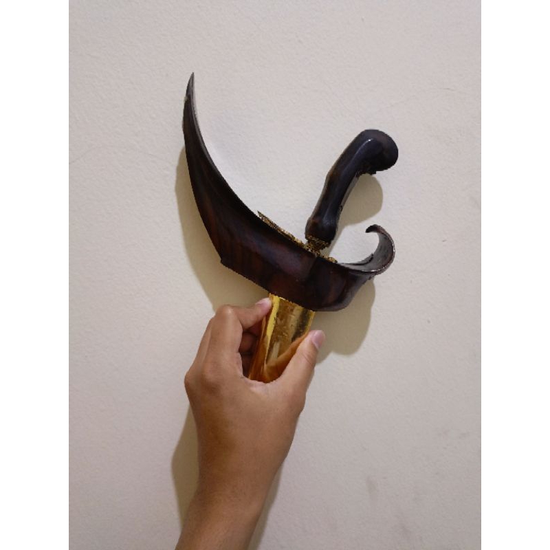 Sarung keris solo