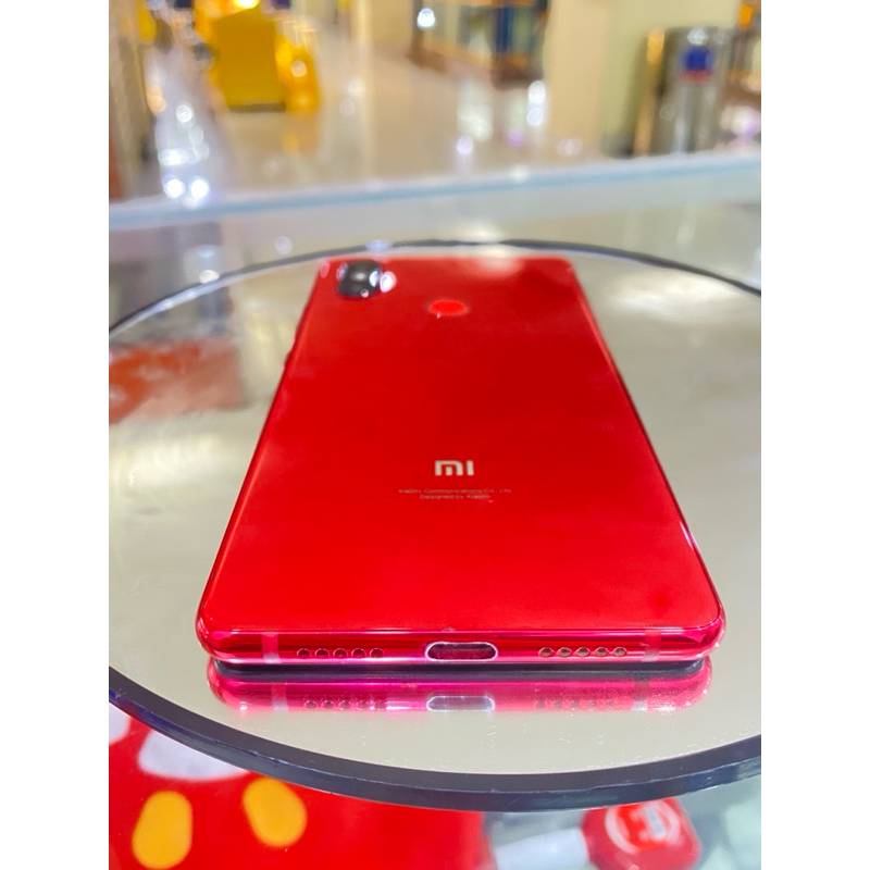XIAOMI MI 8 SE Ram 6gb Internal 64gb Hp Second Original Bergaransi