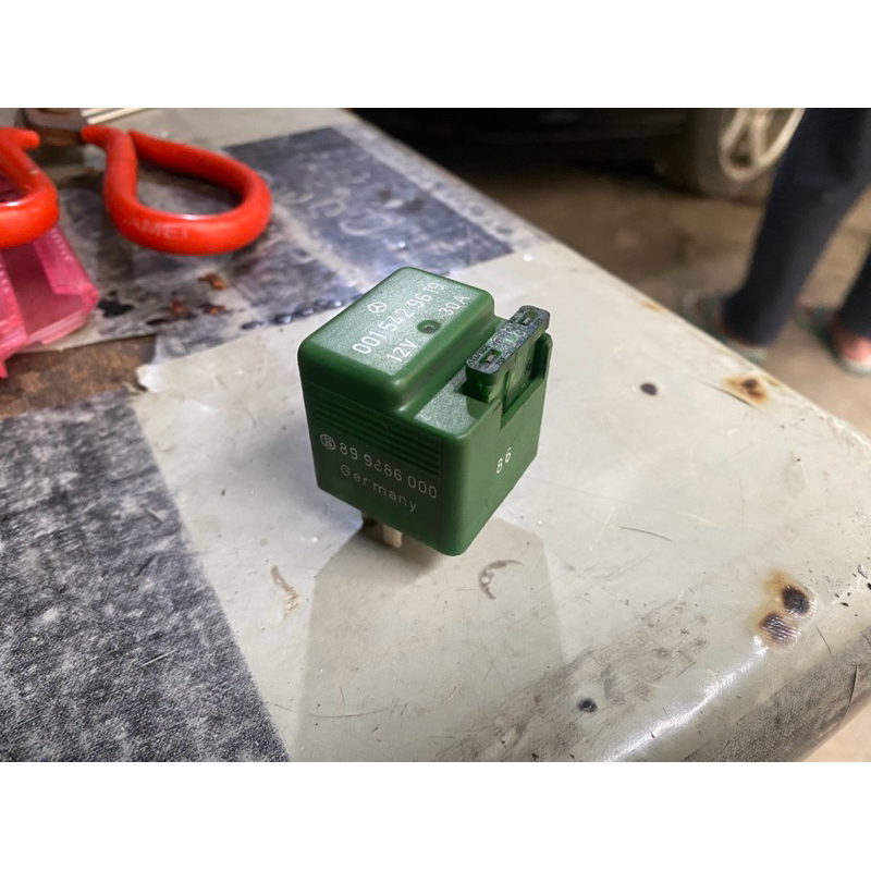 Relay Fuel Pump, Cooling Fan W124 W202 W210 Mercedes Benz