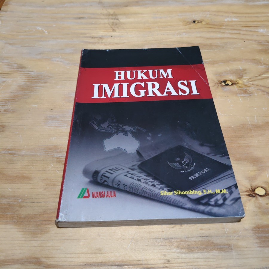 Buku Hukum Imigrasi Bekas