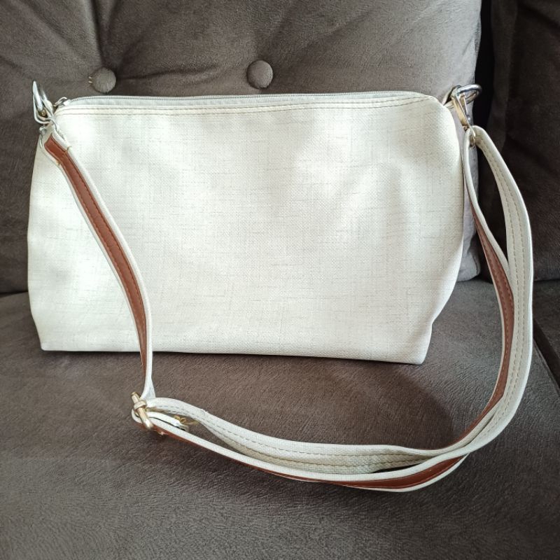 [PRELOVE] Parkson Tas Selempang Cream (Sling bag)