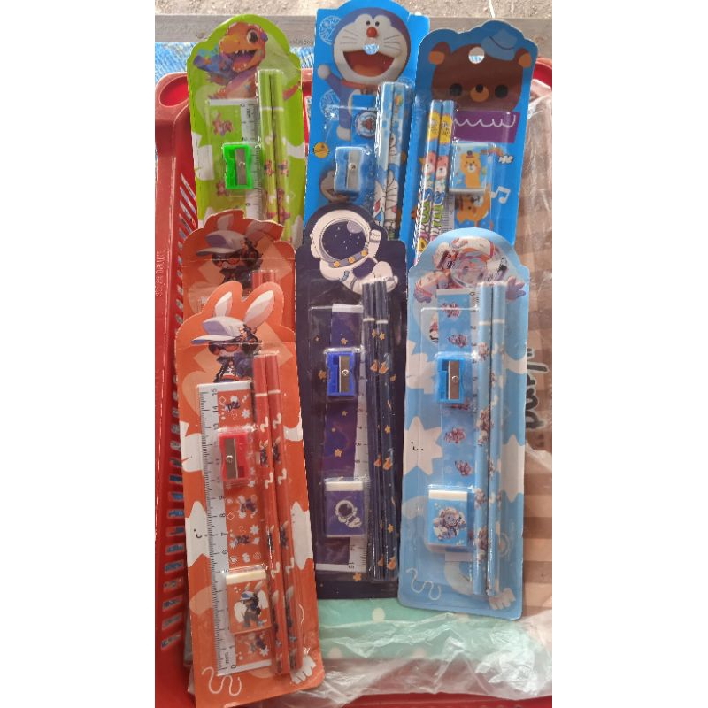 

Set Alat Tulis Sekolah Anak