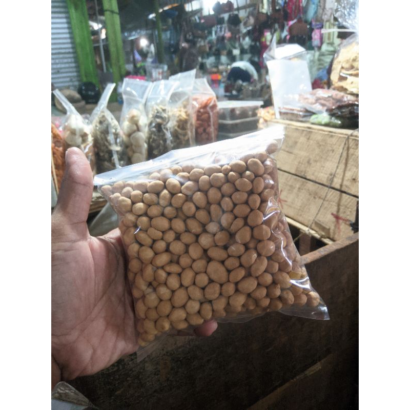 

Kacang Pilus Atom Telur Enak Gurih Renyah Tinggal Makan