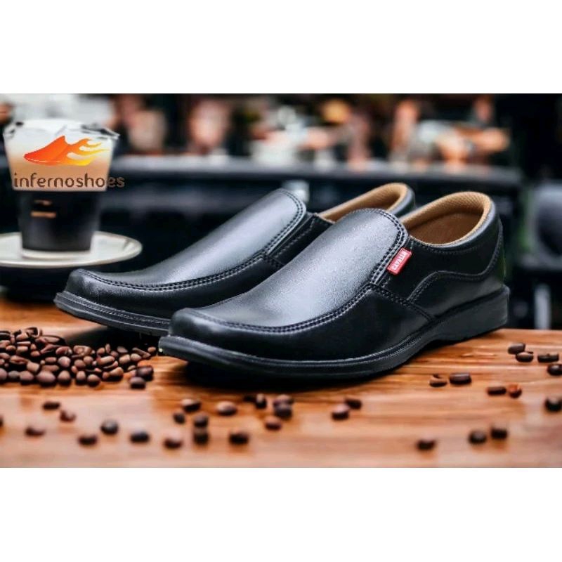 Sepatu Pantofel Pria Casual Hitam Buat Lamaran