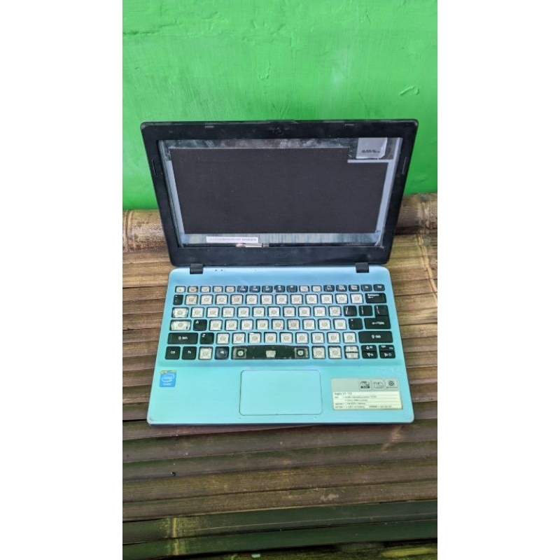 Casing bekas Laptop Acer aspire V5-132