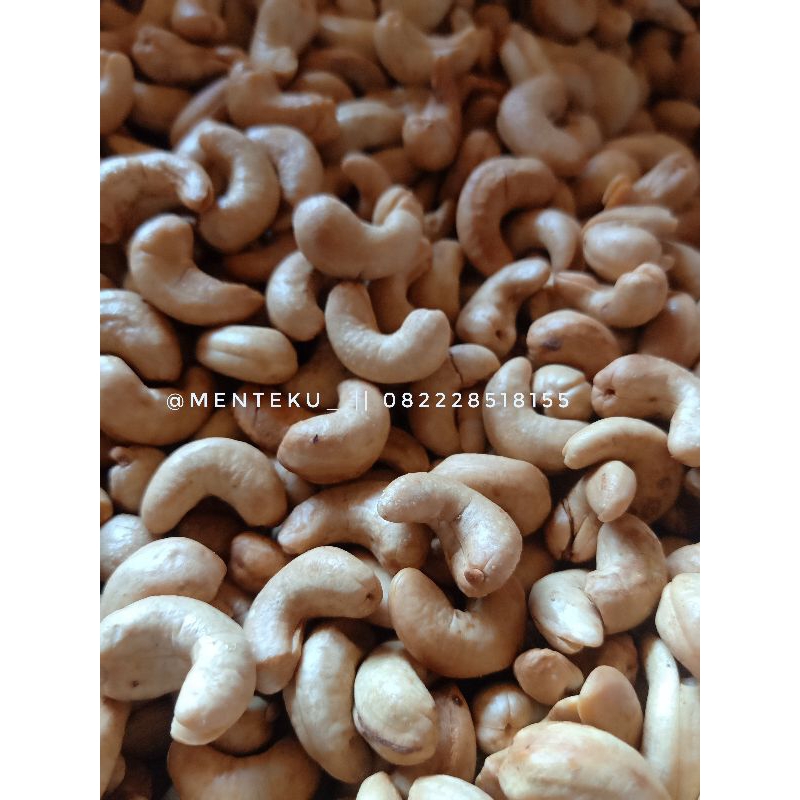 

Kacang Mente utuh goreng kualitas baik