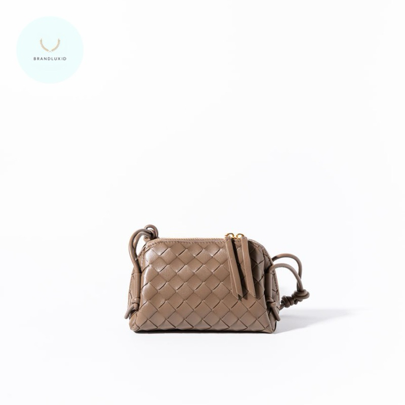 Bottega Veneta Intrecciato concert pouch