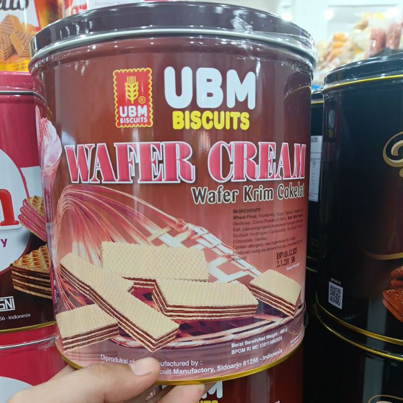 

UBM BISKUIT WAFER CREAM COKLAT 400G