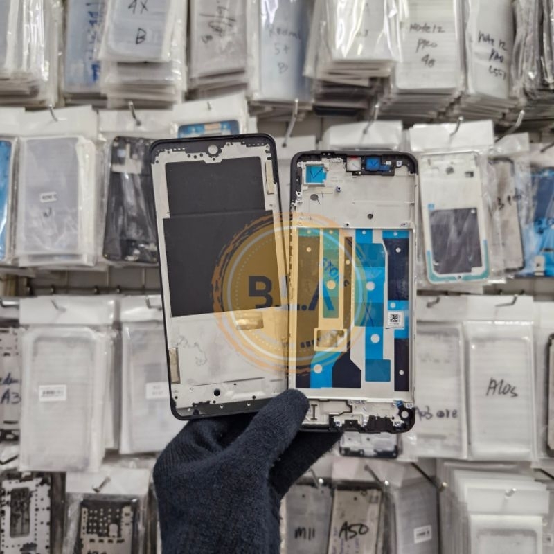 FRAME LCD - TULANG TENGAH - TATAKAN LCD REALME C65