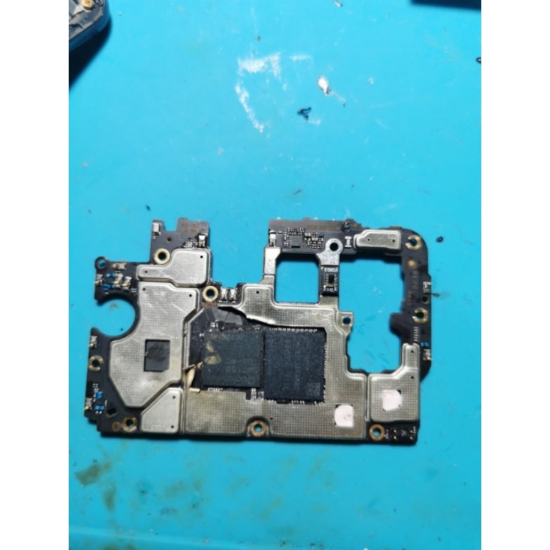 MESIN MI 11 LITE 8/128 MATOT BAHAN EKS SERVICE