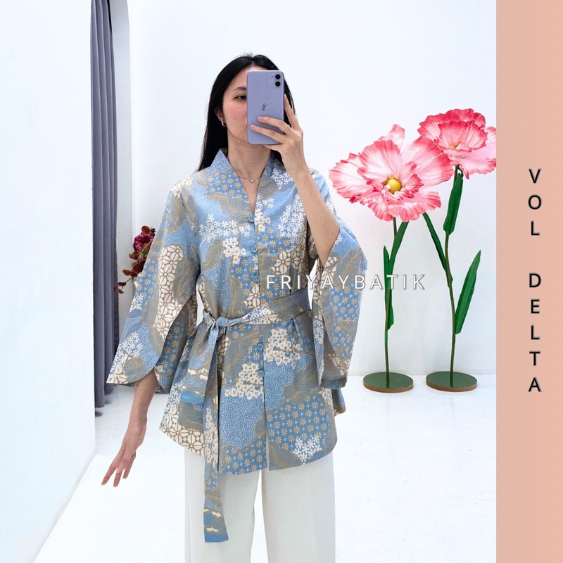 Bexley Kimono Batik / Baju Atasan Kimono Batik Modern Wanita