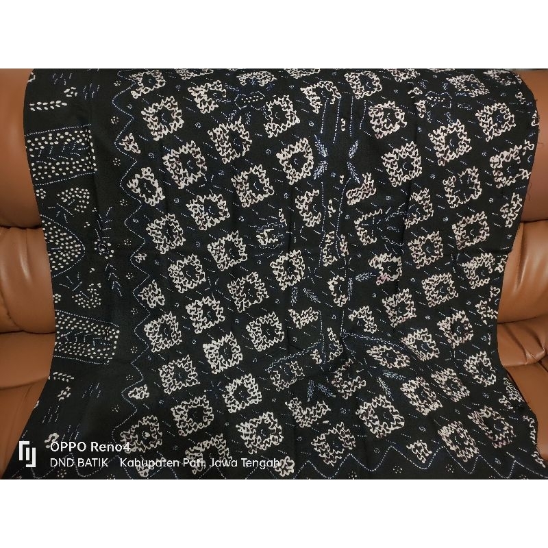 SARUNG BATIK TULIS BAKARAN PATI