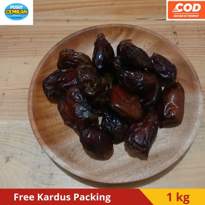 

Kurma | Golden Valley | Spesial | Camilan Cemilan Puasa Lebaran | parcel lebaran | hampers lebaran | Buah Murah Enak Gurih Manis Asin Lumer | Camilan Cemilan | Kurma premium original Isi 1000 gr