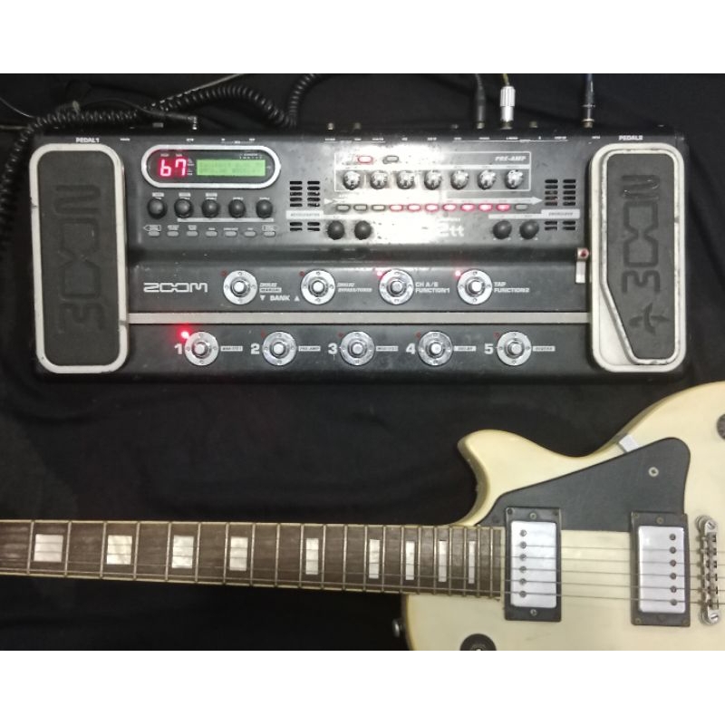 Efek Gitar Zoom G7 1ut Zoom G9  2tt