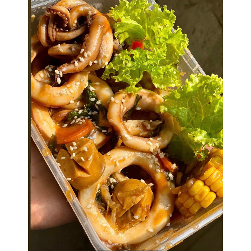 

cumi lada hitam (utuh dari kepala hingga ekor)