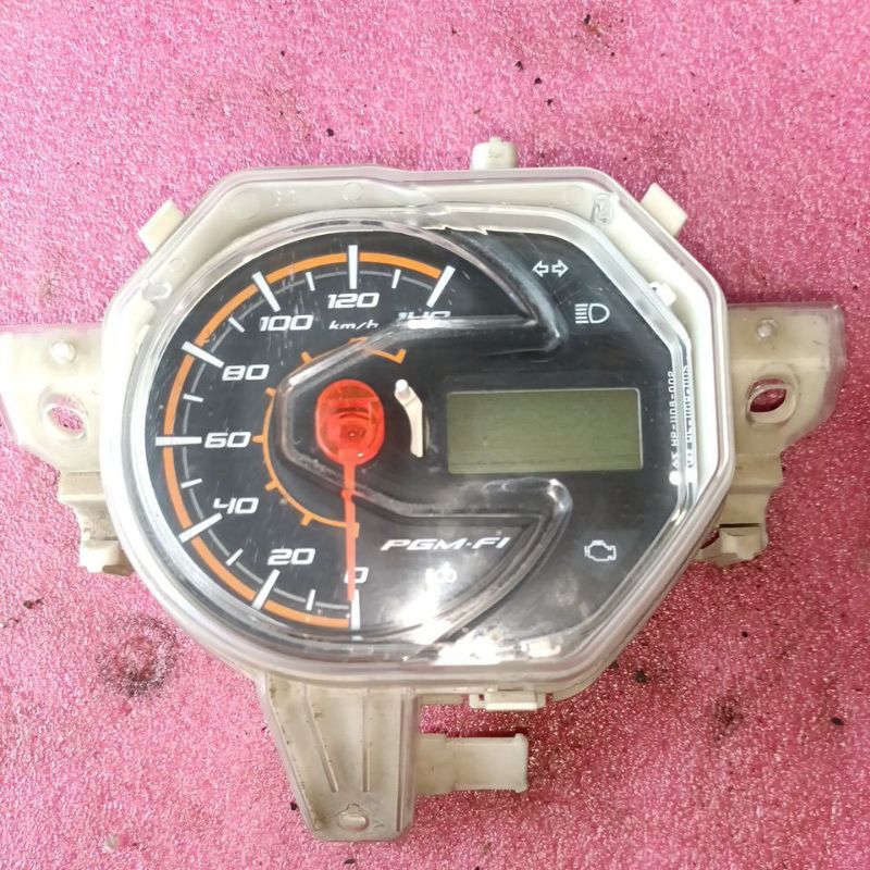 Spedometer,Spido,Spedo Honda Beat New, Beat Echo(Kode-K-81)original,bekas copotan motor