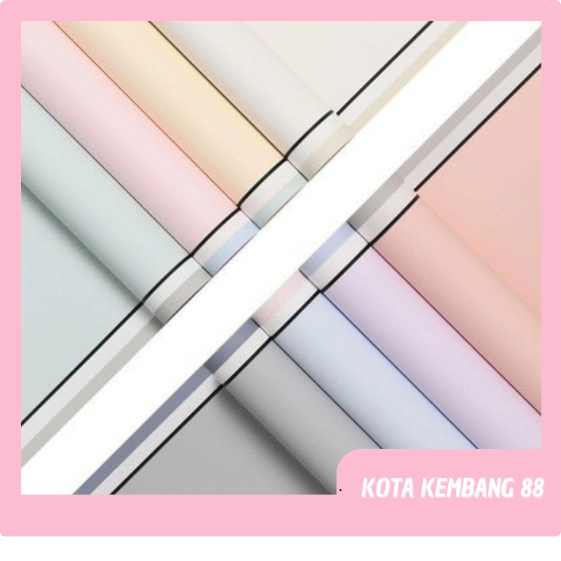 

Flower Wrapping Paper Double Frame Border Line Cellophane Kertas Buket Bunga Cellophane Florist KB036