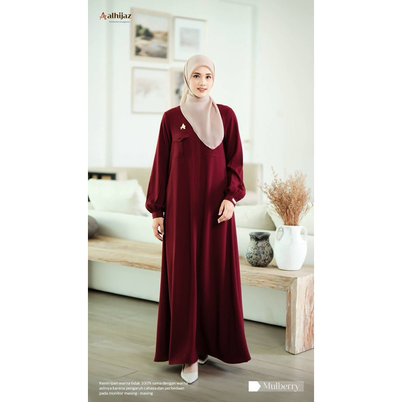 Namira dress by Alhijaz