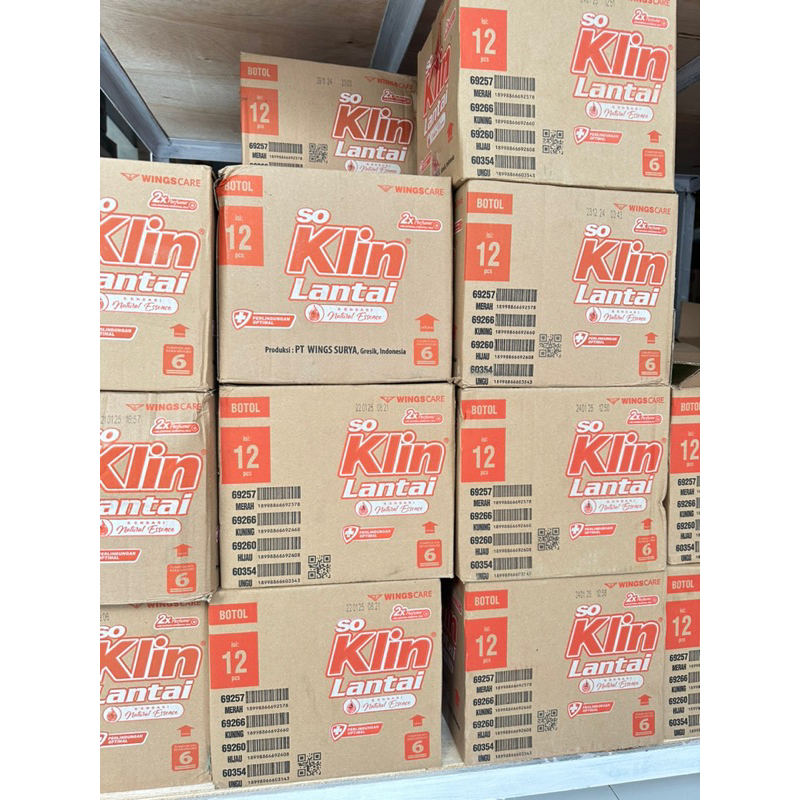 1 dus Soklin Lantai BOTOL 450ml isi 12pcs / SOKLIN LANTAI BOTOL