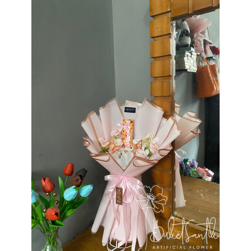 

BUKET SILVERQUEEN BUKET COKLAT BUKET WISUDA BUKET ANNIV BUKET ULTAH BUKET SIDANG