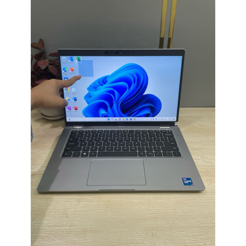 LAPTOP DELL LATITUDE 5410 5420 i7/i5 GEN10 GEN11 RAM 64 GB NVME 4 TB PROMO MURAH BAGUS BERGARANSI