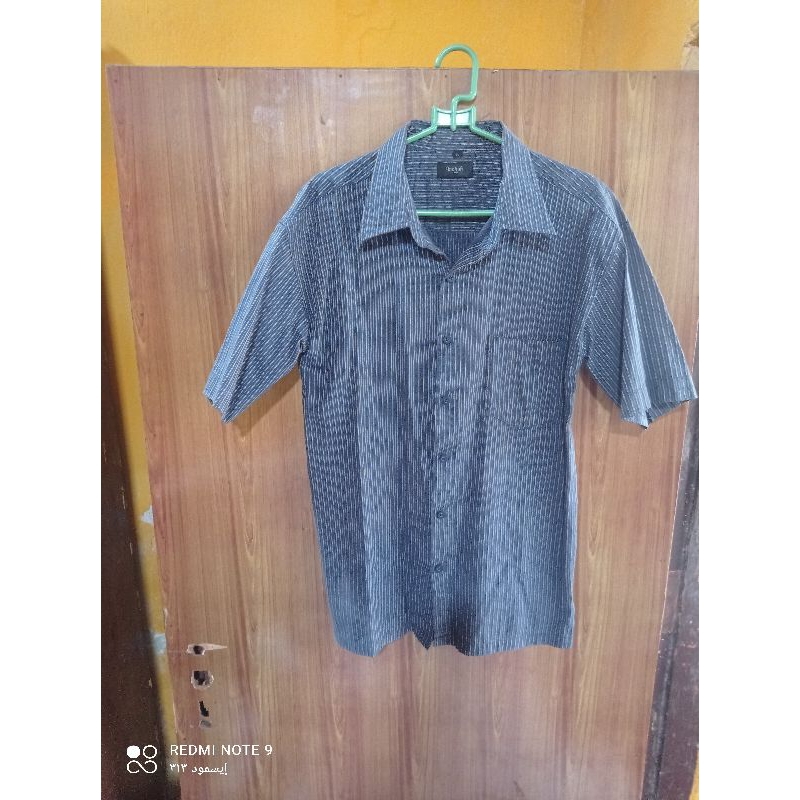 Kemeja Navy Salur Cowok