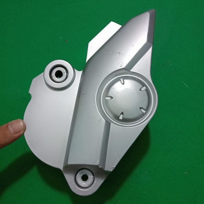 tutup gear gir depan Yamaha Jupiter MX new. MX 135 new original