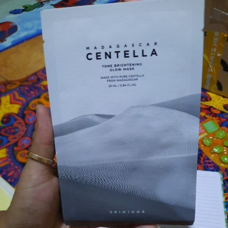 SKIN1004 Madagascar Centella Tone Brightening Glow Mask 25ml