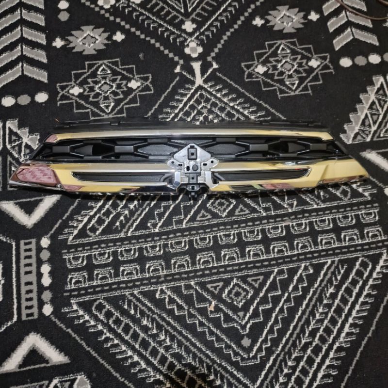 GRILL SUZUKI XL7 NEW XL7