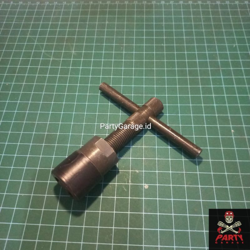 TREKER PEMBUKA MAGNET VESPA AS BESAR TRACKER VESPA PX SUPER SPRINT EXCEL