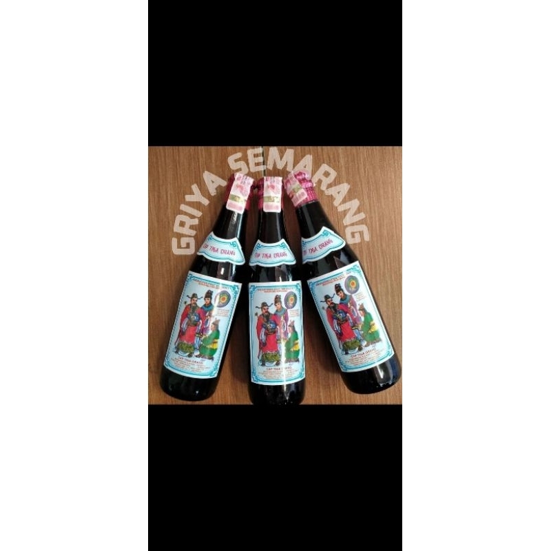 

Jamu Tradisional cap Tiga Orang