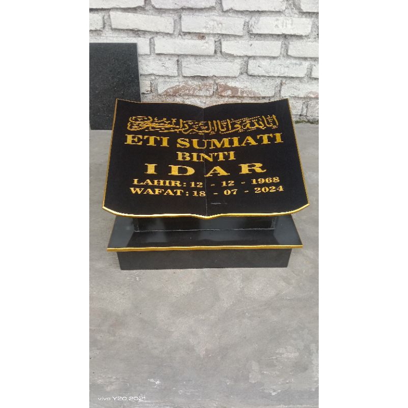 BATU NISAN KUBURAN GRANITE BUKU 30 X 40 CM
