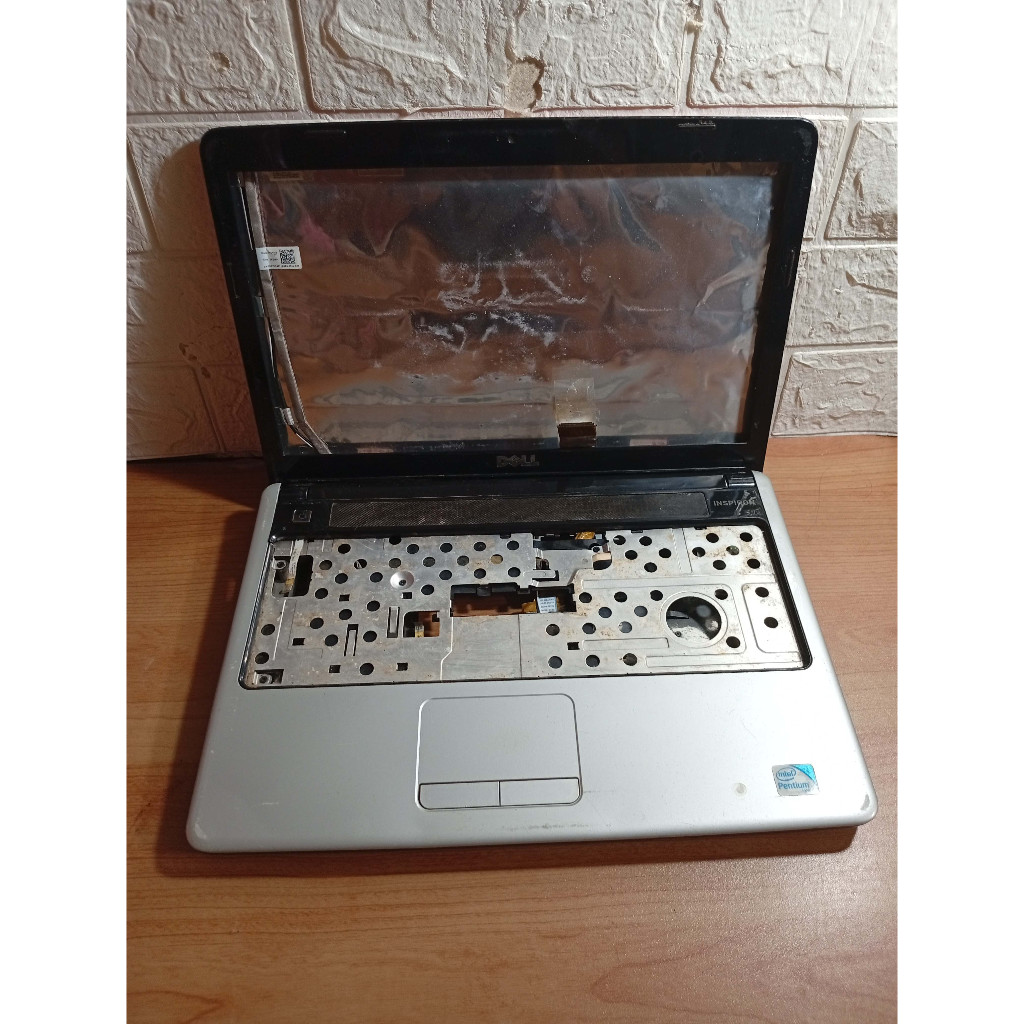 Casing Laptop Dell Inspiron 1440